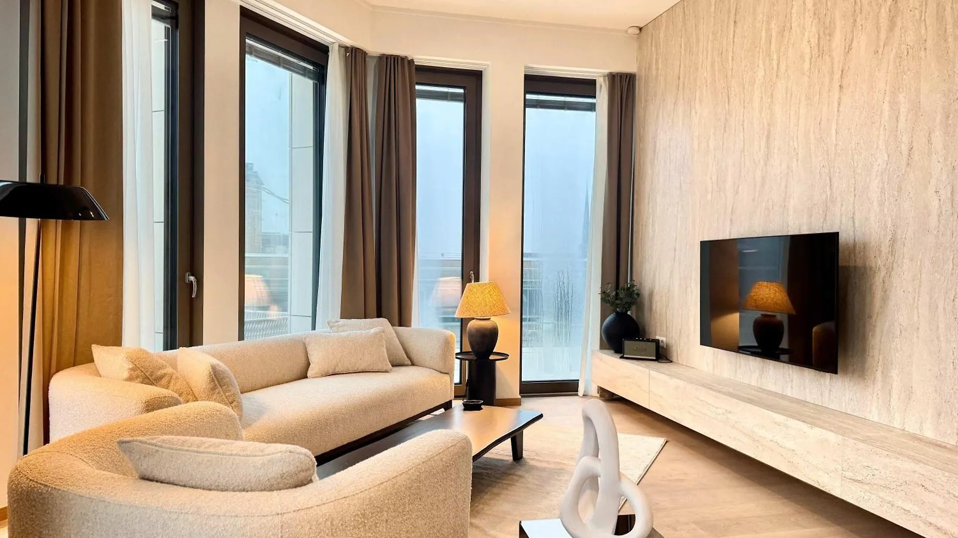 Voya Zenit-Luxurious City Apt W Stunning Views & Concierge Apartment Luxembourg